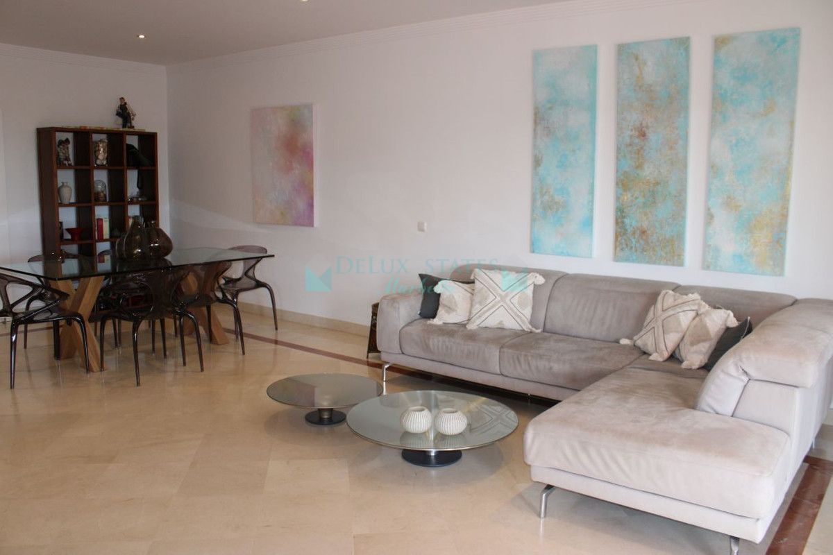 Apartamento en venta en Bahia de Marbella, Marbella Este