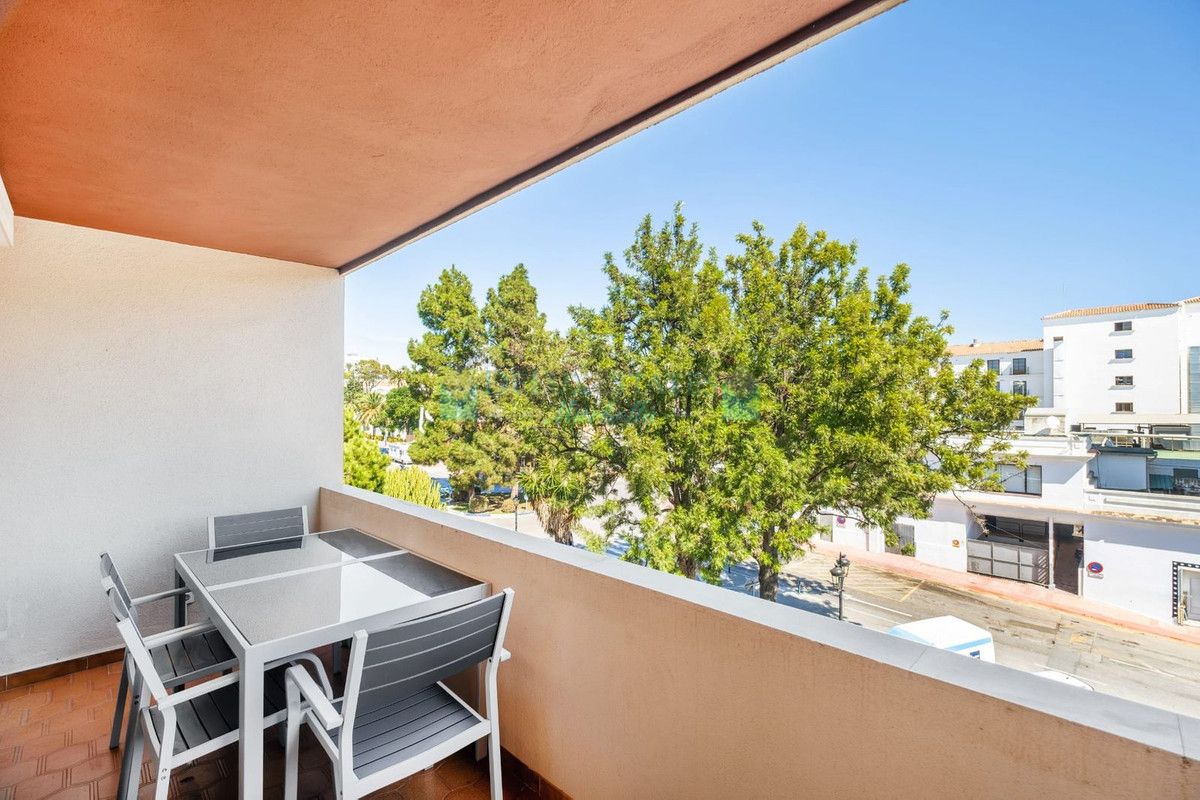 Apartamento en venta en Nueva Andalucia