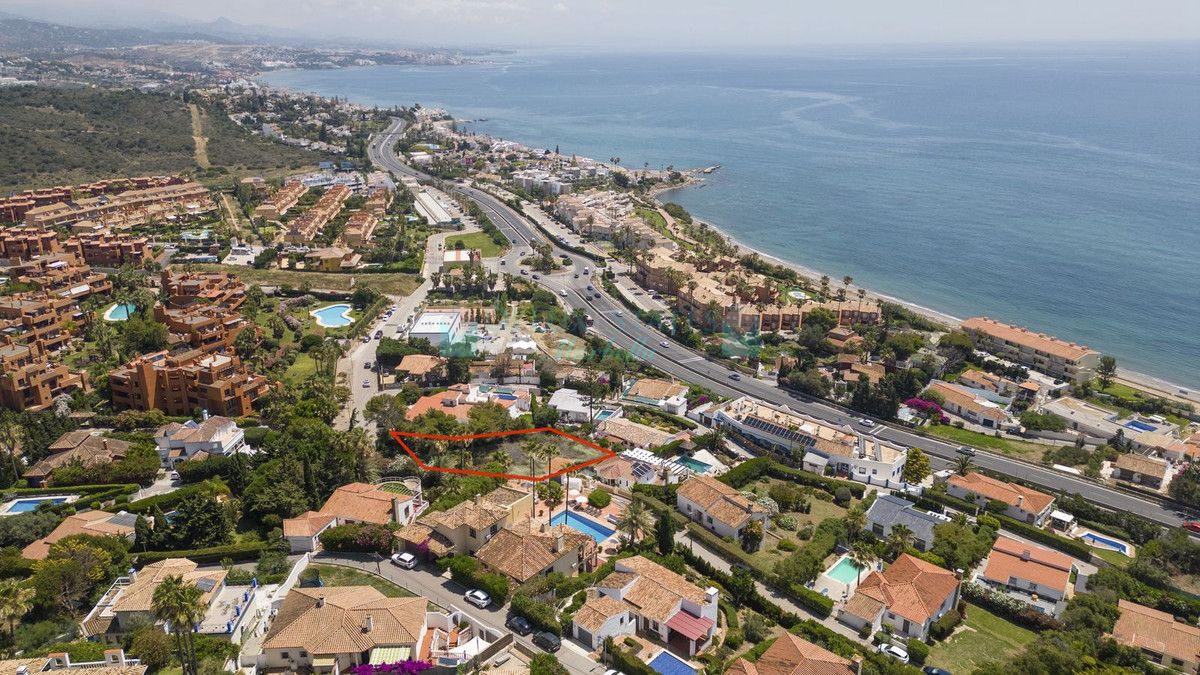 Residential Plot for sale in Estepona