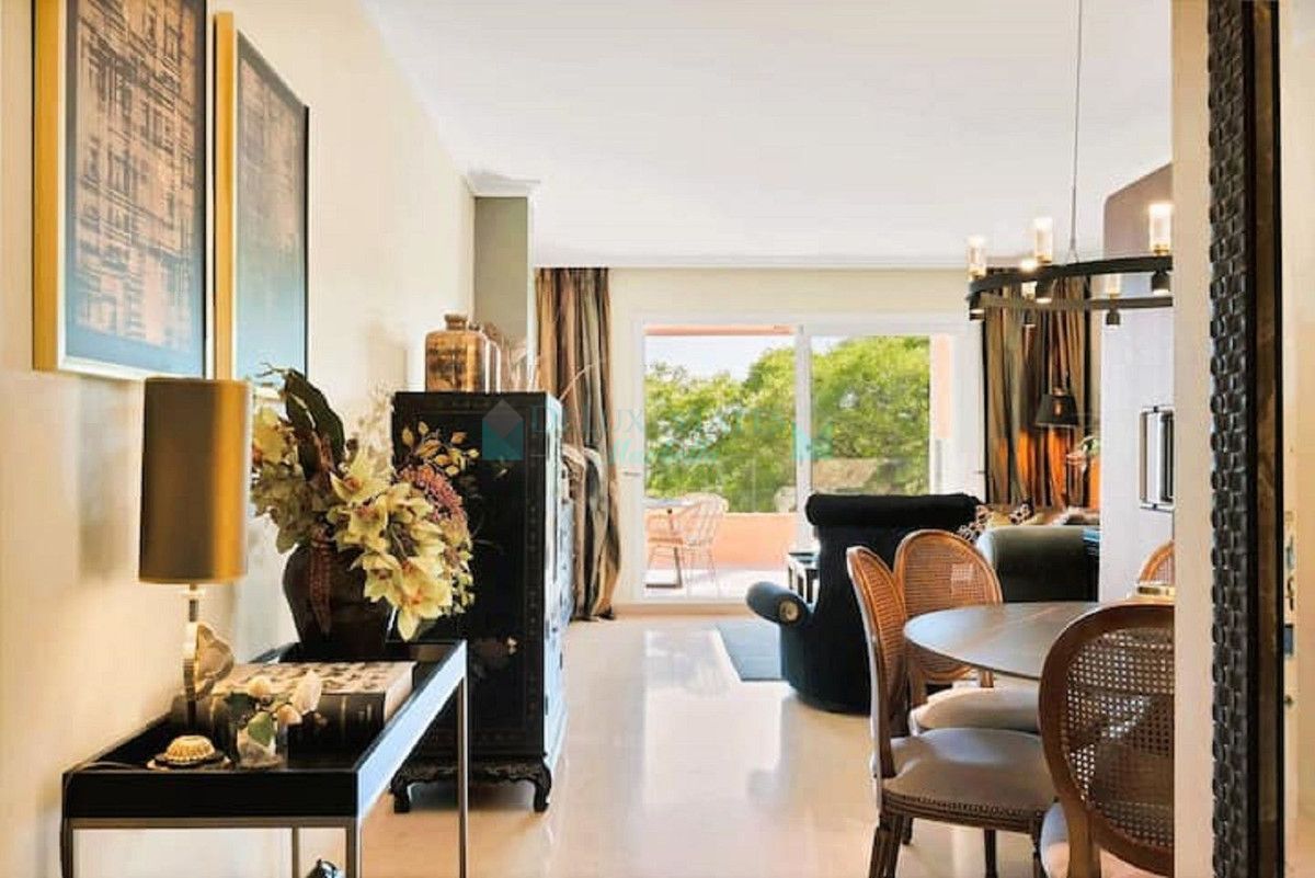 Apartment for sale in Elviria, Marbella East