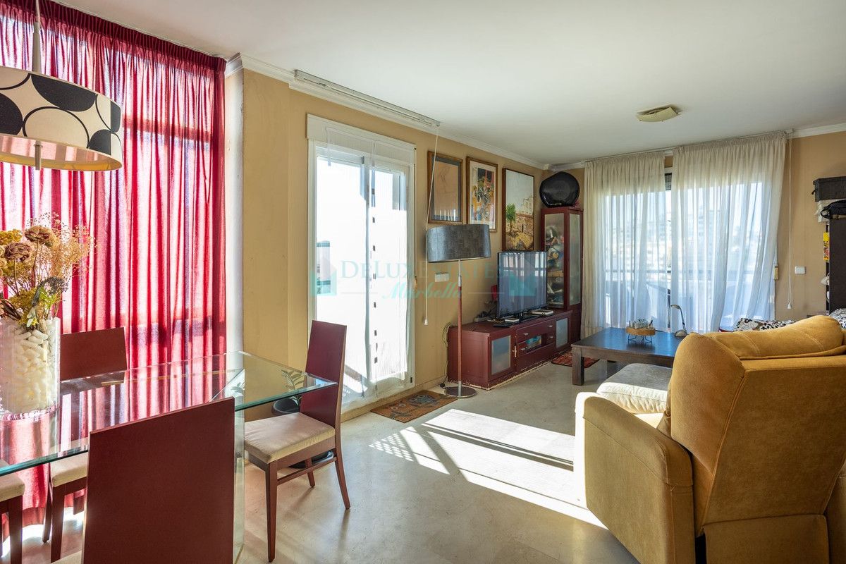 Apartment for sale in Estepona