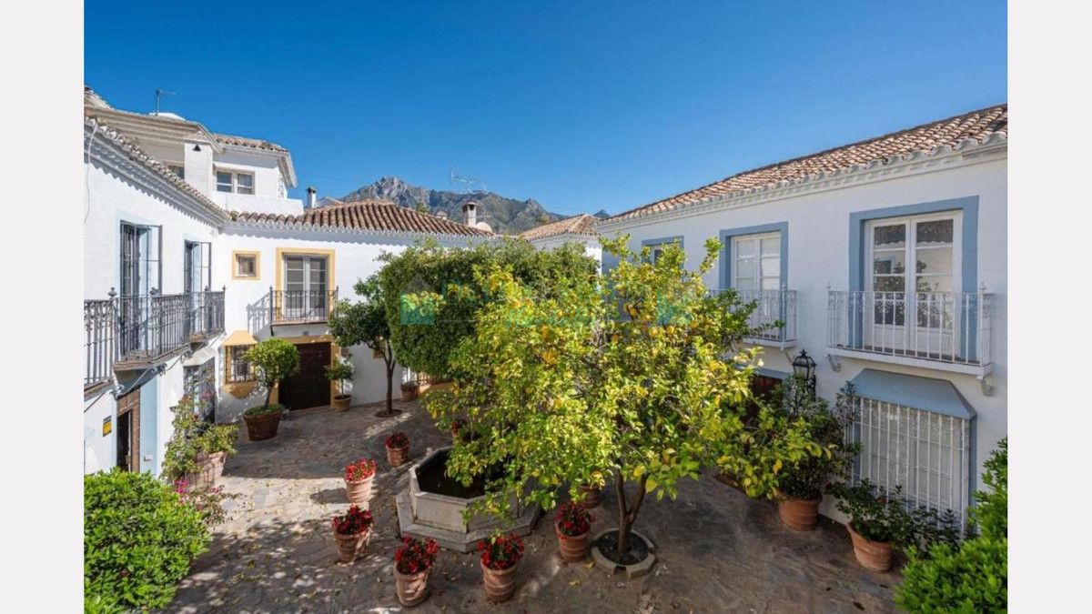 Adosado en venta en Marbella Golden Mile