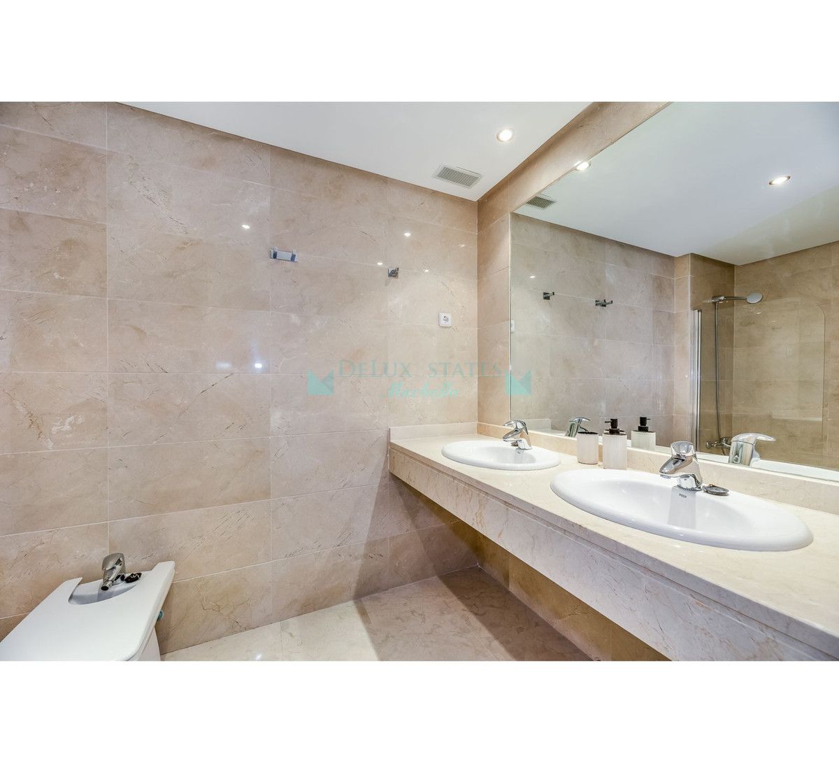 Ground Floor Apartment for sale in Nueva Andalucia