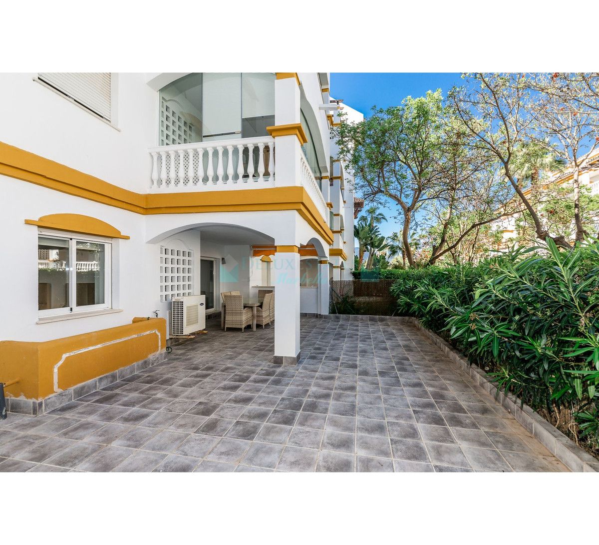 Ground Floor Apartment for sale in Nueva Andalucia