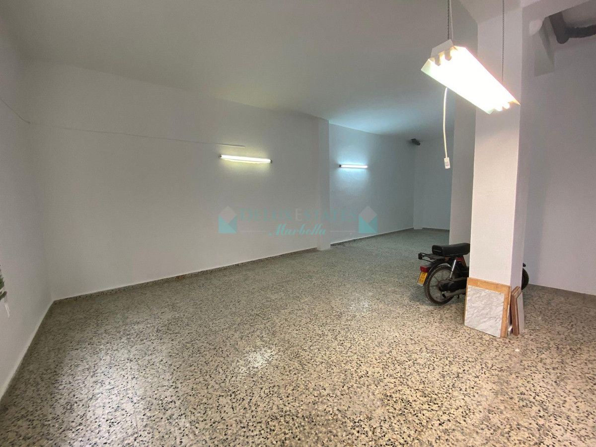 Local Comercial en venta en Estepona