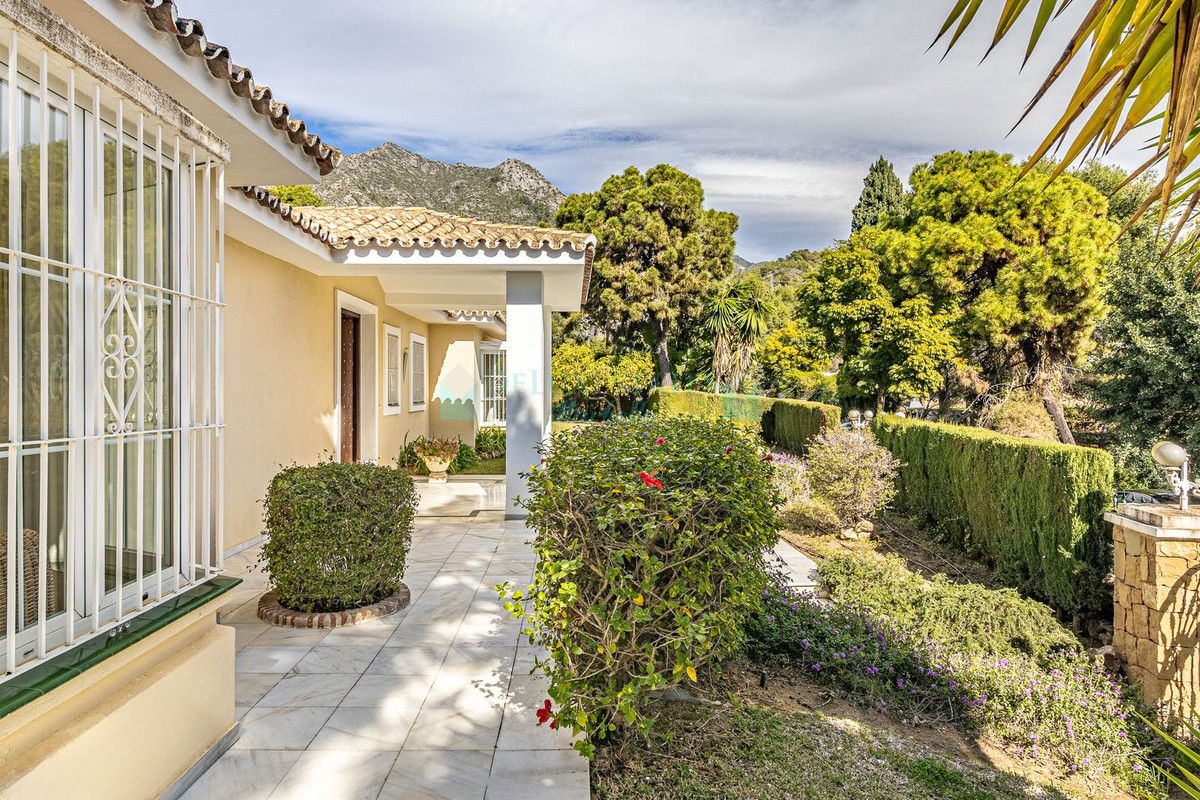 Villa for sale in Sierra Blanca, Marbella Golden Mile