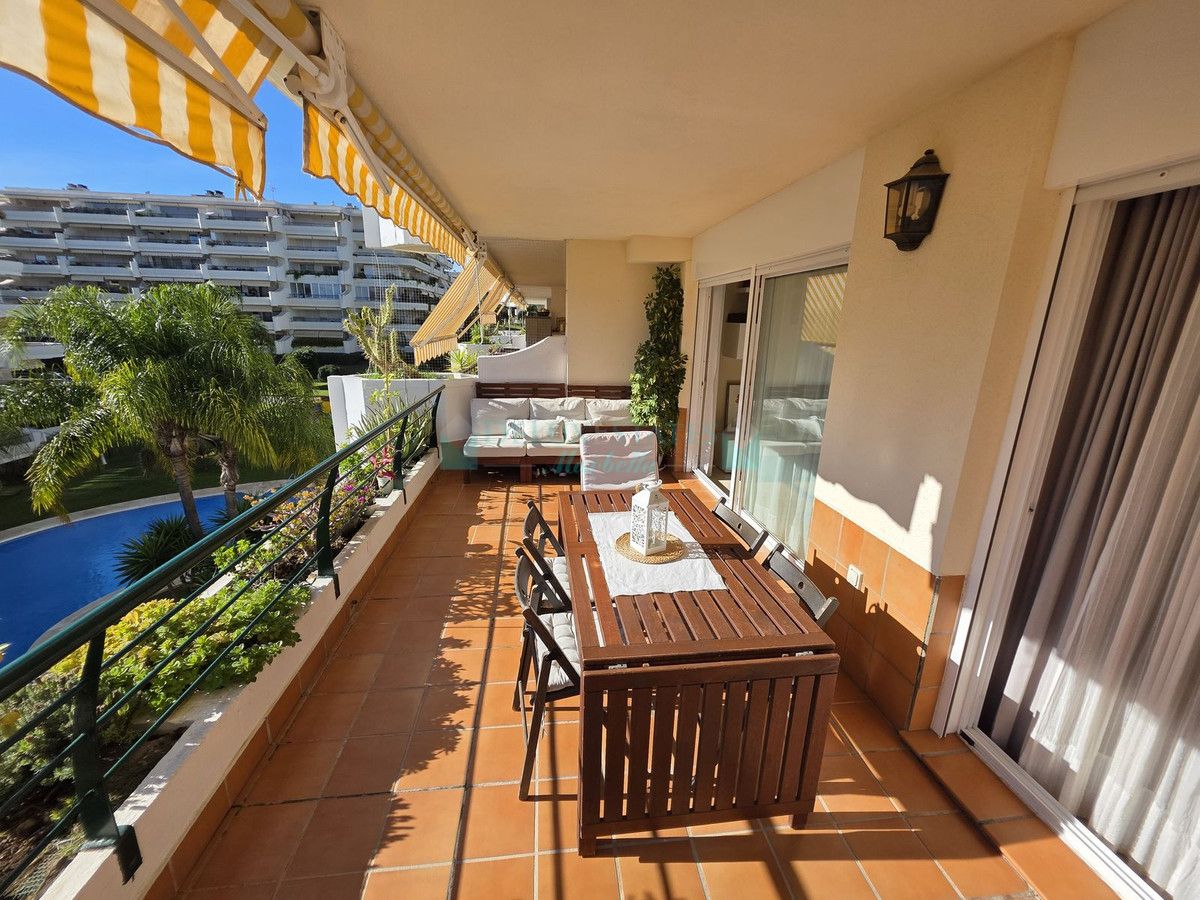 Apartment for sale in Guadalmina Alta, San Pedro de Alcantara