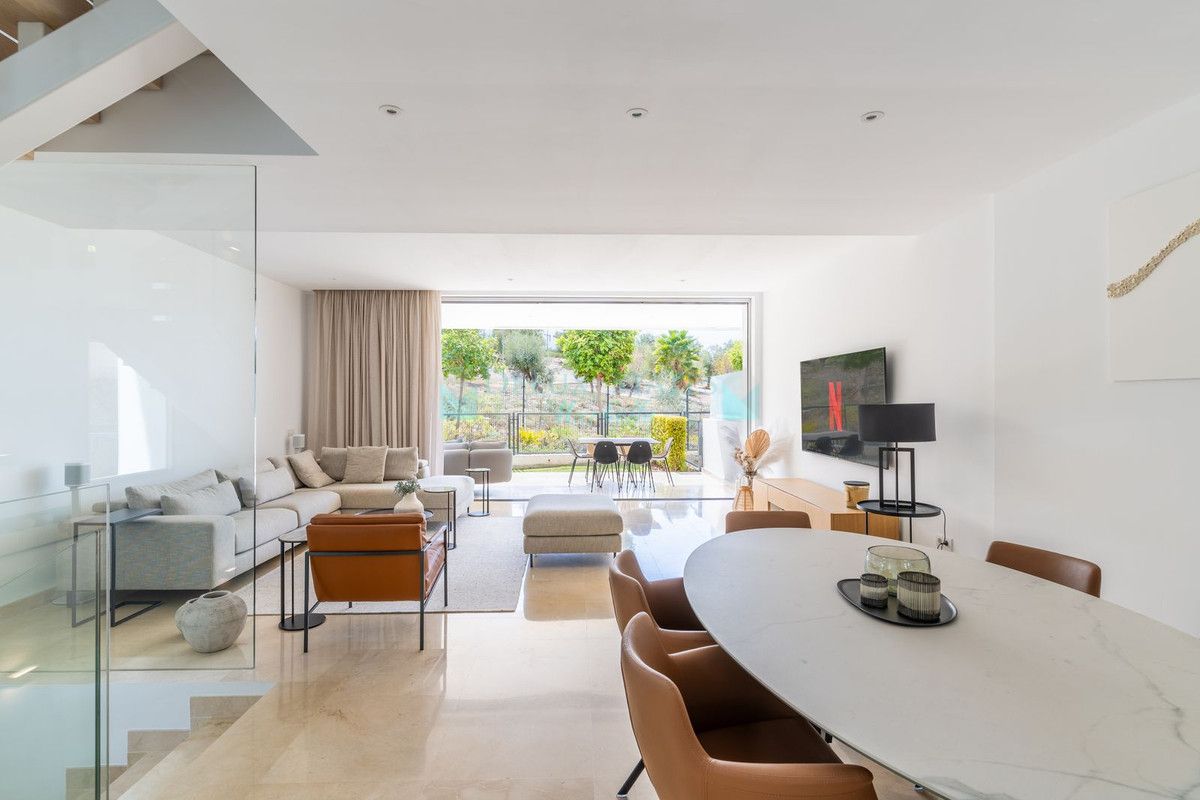 Town House for sale in Rio Real, Marbella East