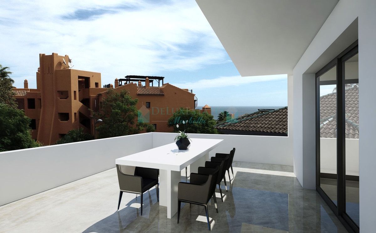 Villa en venta en Estepona