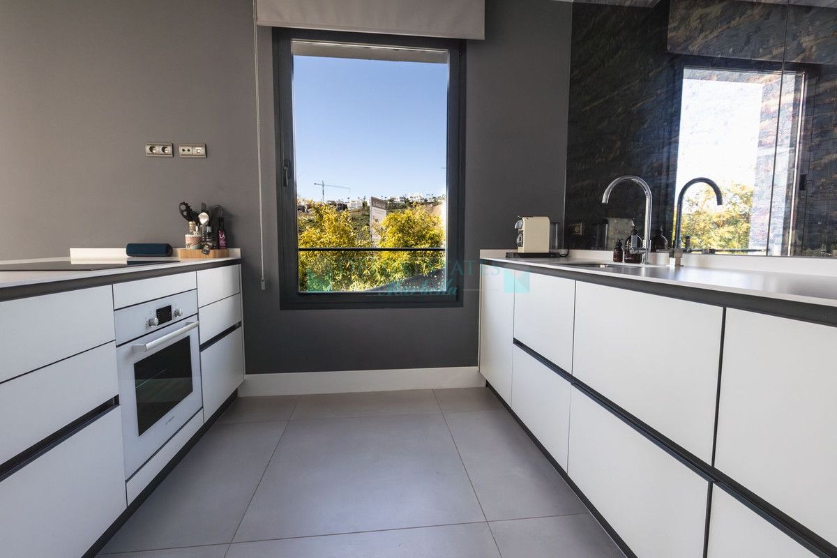 Villa en venta en Selwo, Estepona