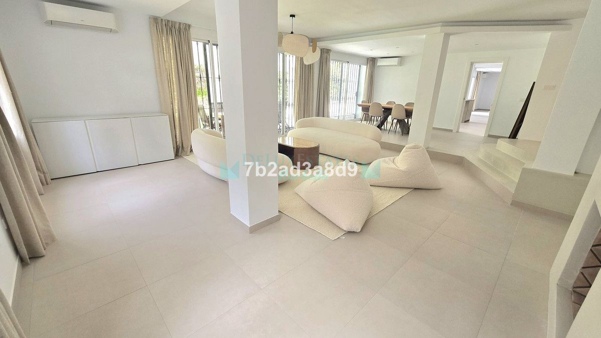 Villa for rent in Elviria, Marbella East