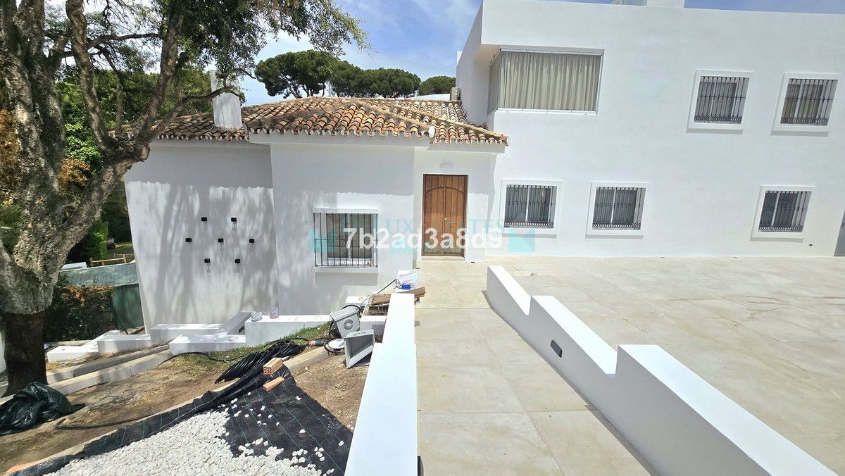 Villa for rent in Elviria, Marbella East