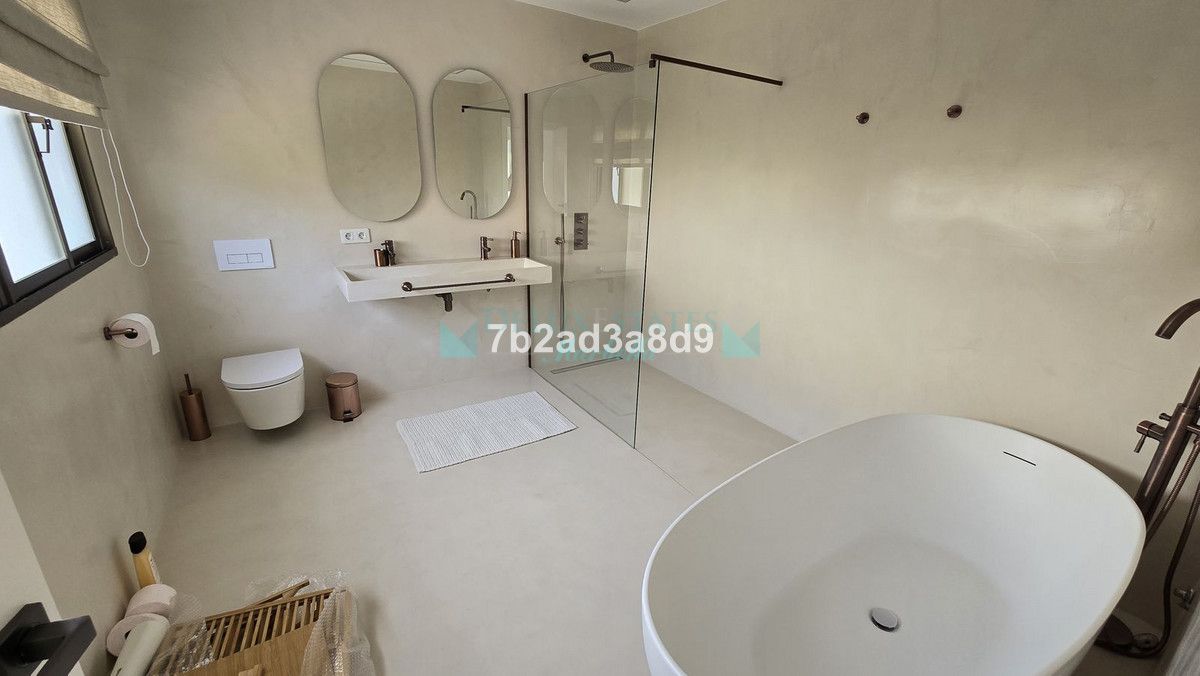 Villa for rent in Elviria, Marbella East