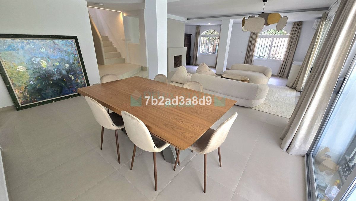 Villa for rent in Elviria, Marbella East