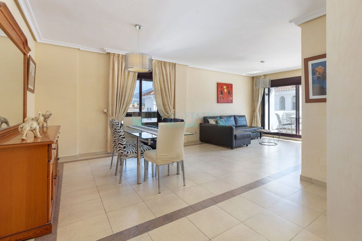 Apartment for sale in Nueva Andalucia