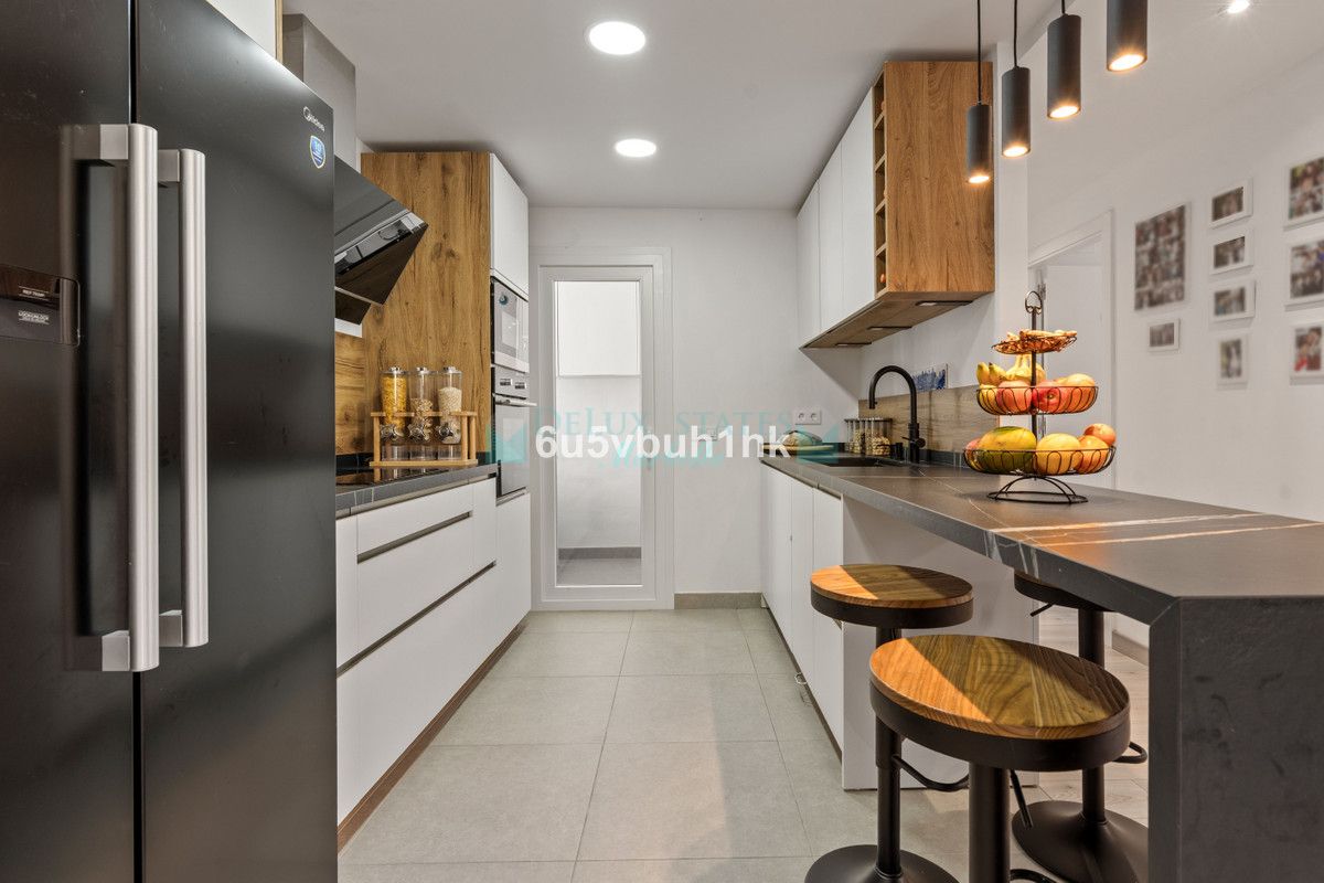 Ground Floor Apartment for sale in Estepona