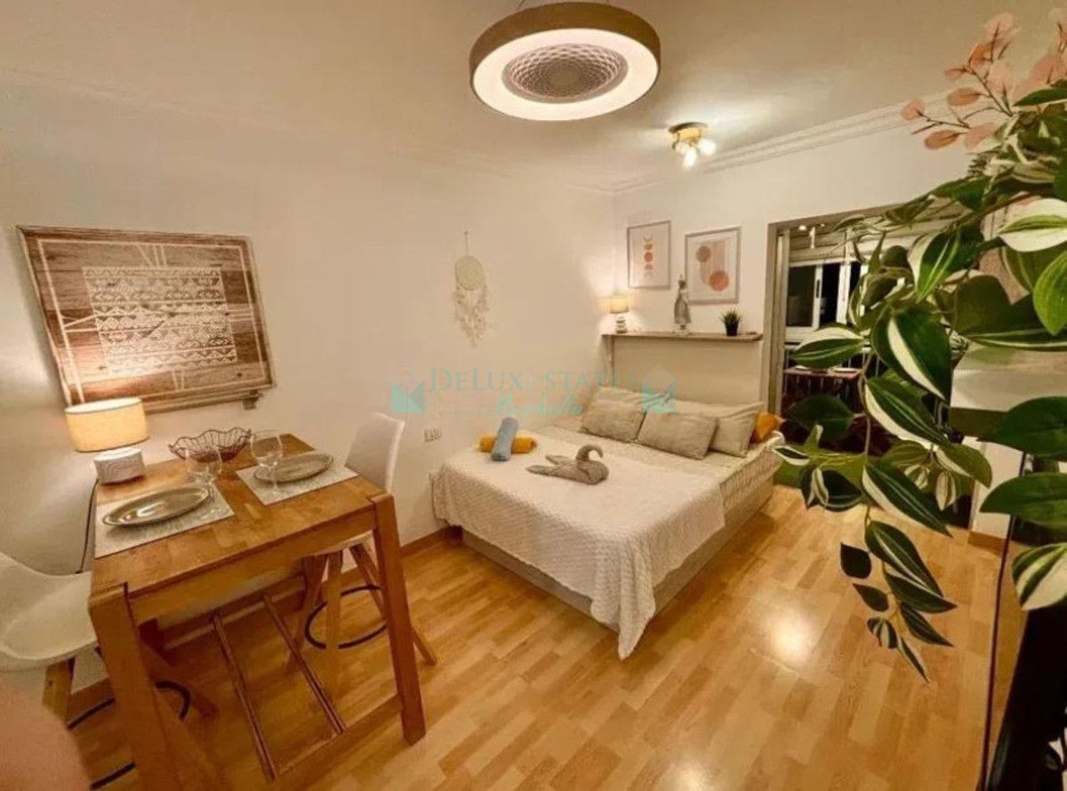 Studio for sale in Estepona