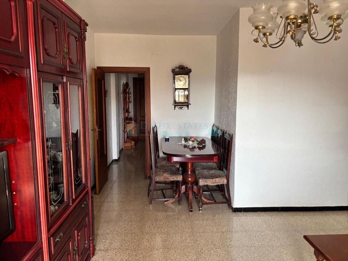 Apartment for sale in Estepona