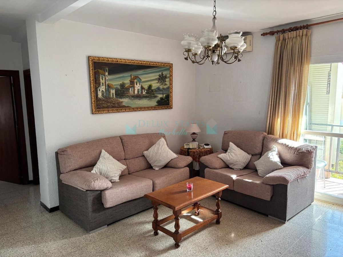 Apartment for sale in Estepona