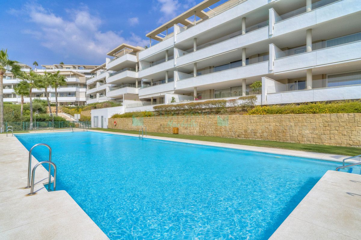 Ground Floor Apartment for sale in Benahavis