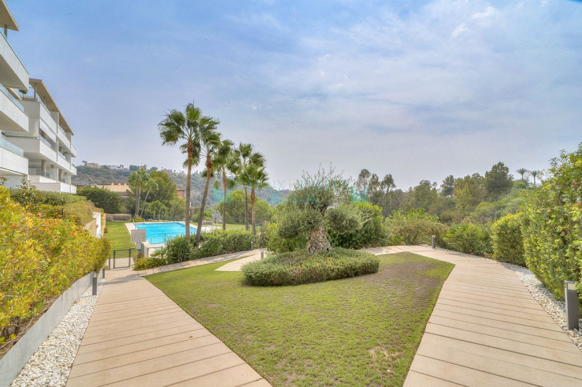 Ground Floor Apartment for sale in Benahavis