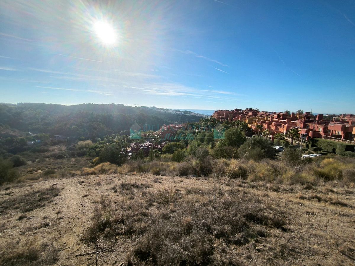 Parcela en venta en Las Chapas, Marbella Este