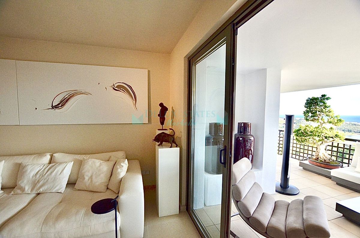 Apartment for sale in Los Flamingos, Benahavis