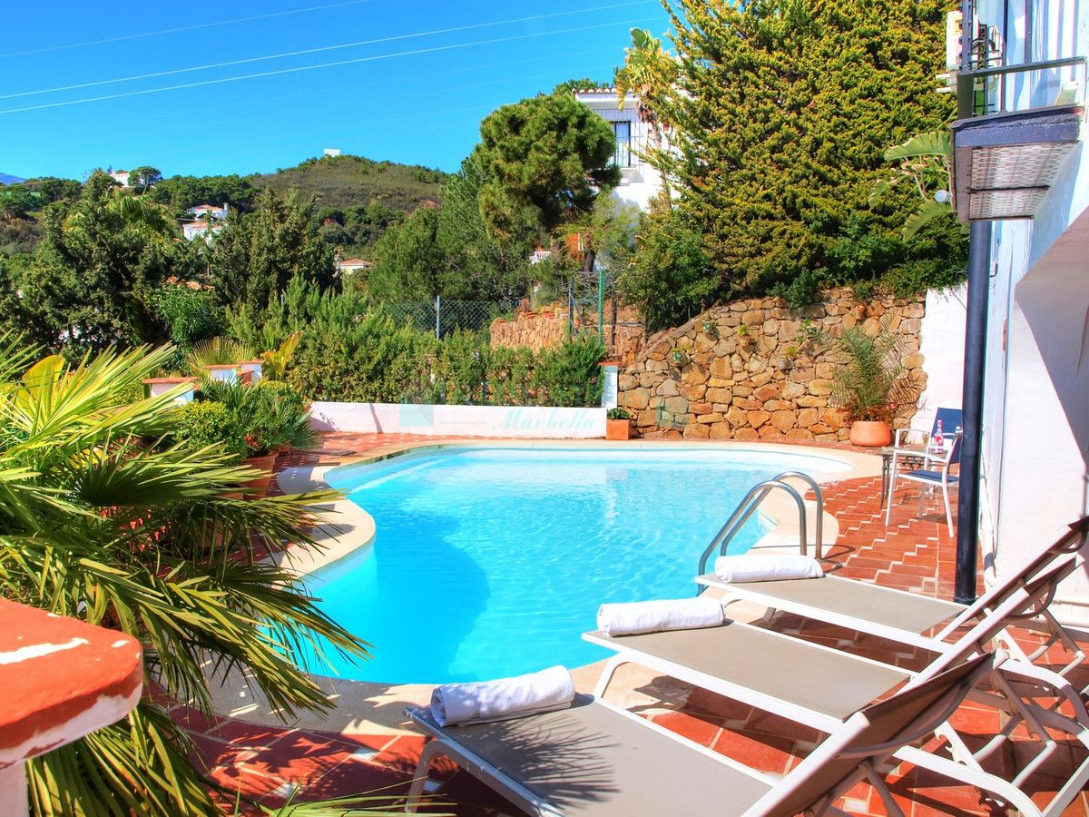 Villa en alquiler en Estepona