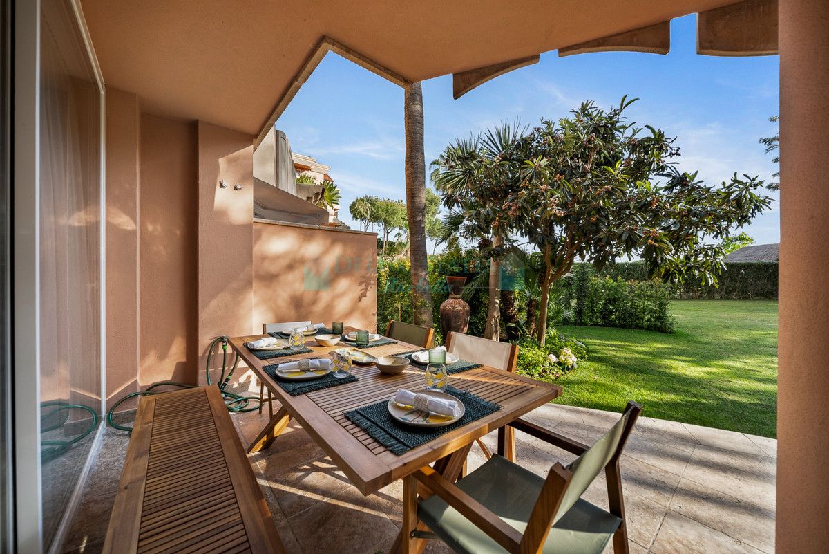 Ground Floor Apartment for sale in Nueva Andalucia