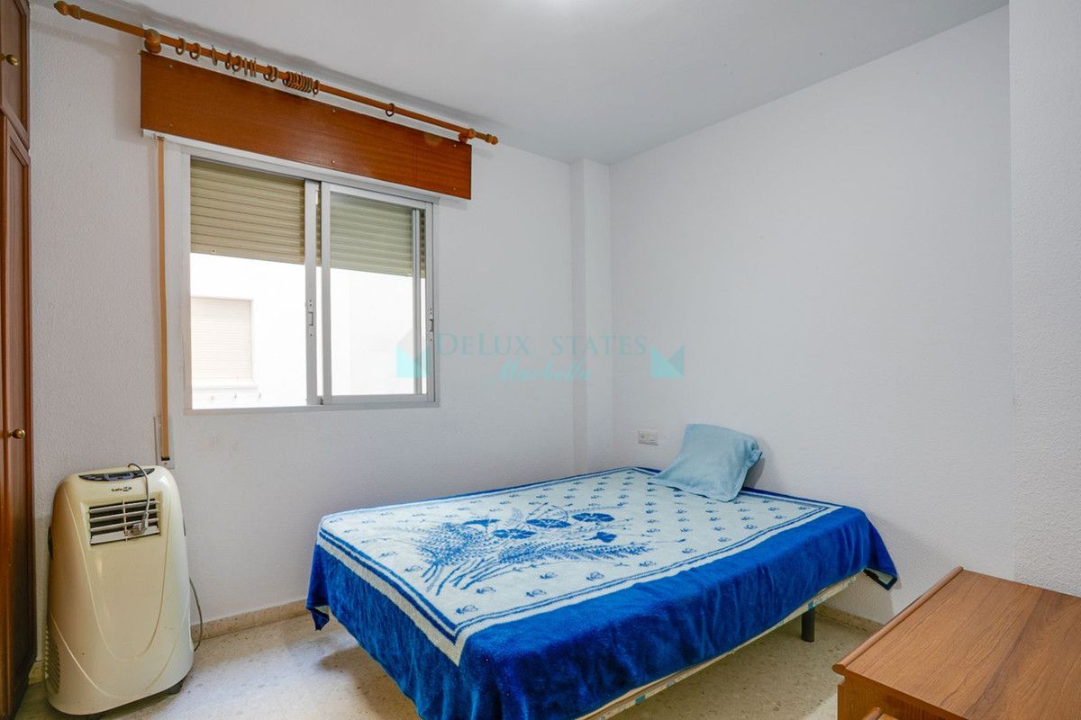 Apartment for sale in Estepona