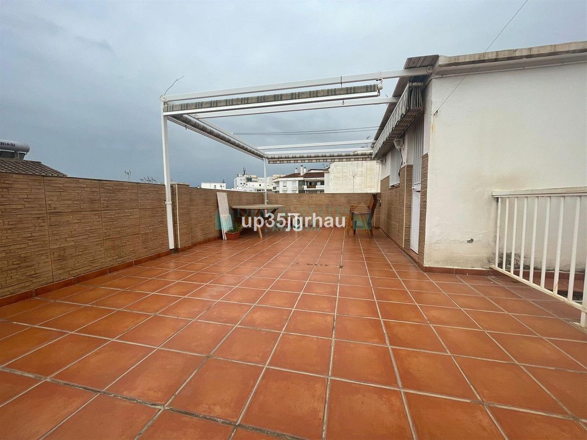 Ground Floor Apartment for sale in Estepona