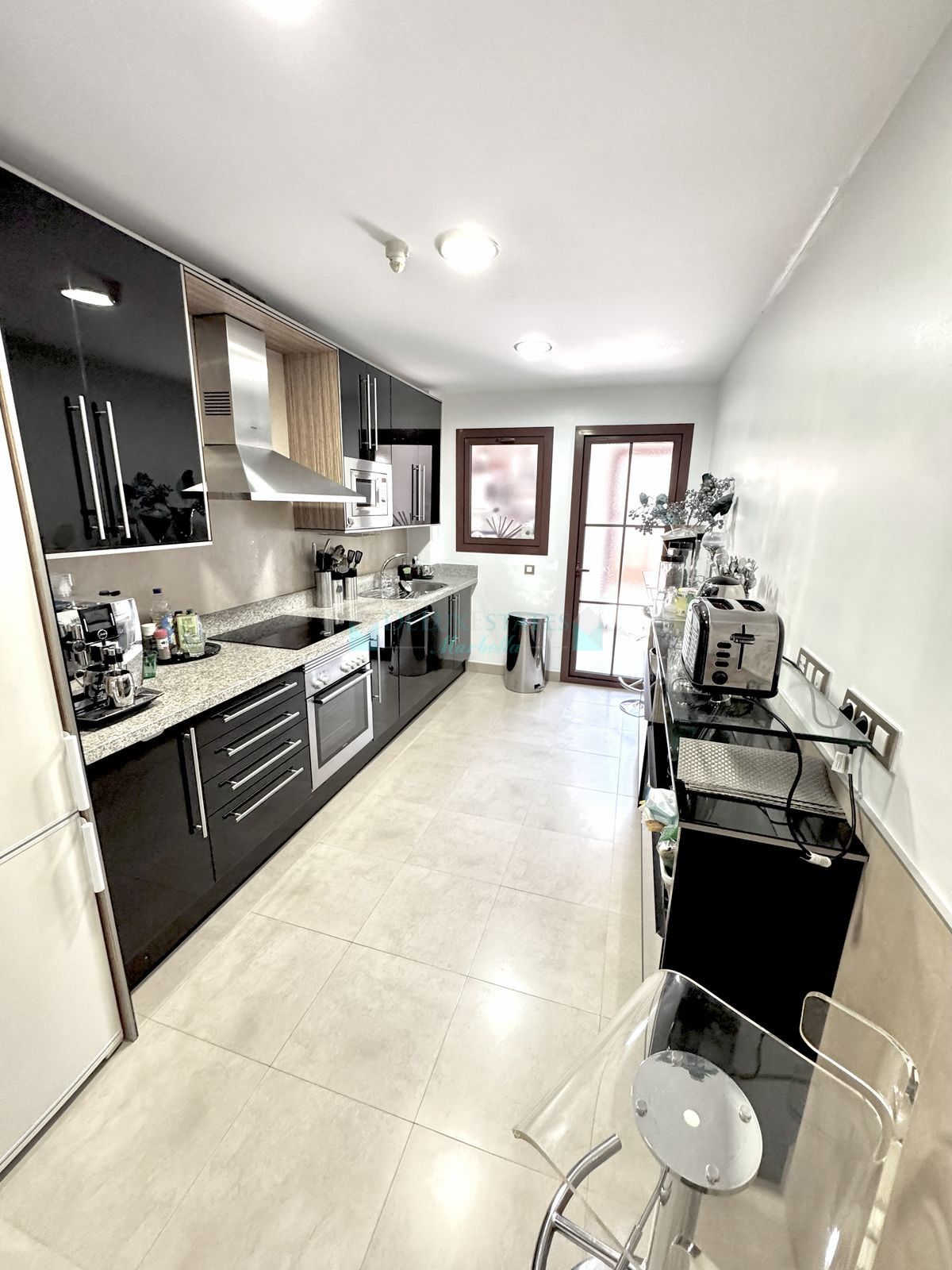 Apartamento Planta Baja en alquiler en Benahavis