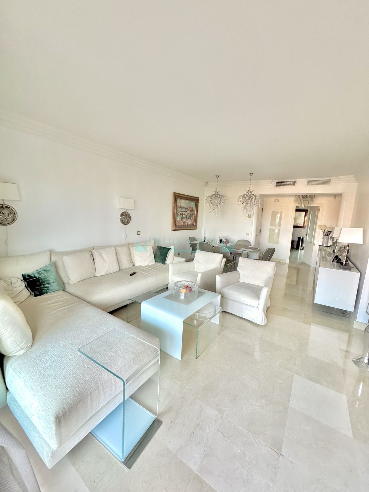 Apartamento Planta Baja en alquiler en Benahavis