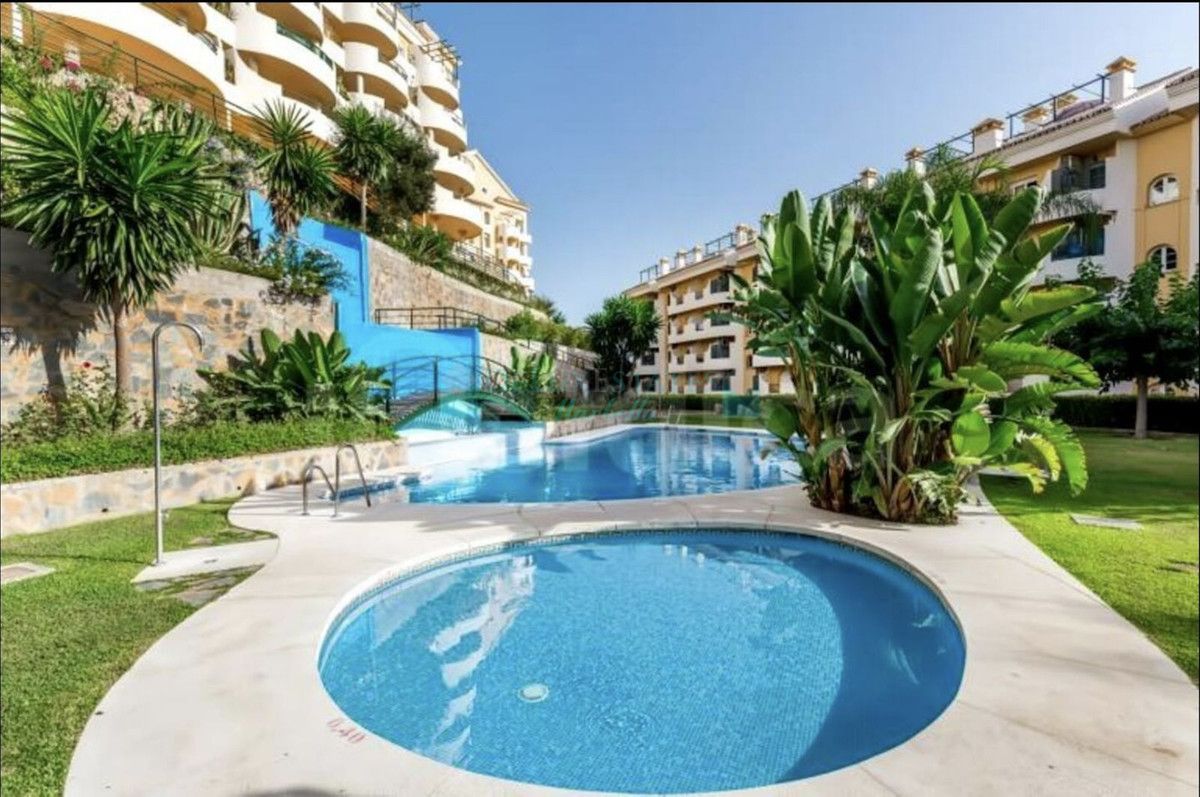 Apartment for rent in Nueva Andalucia