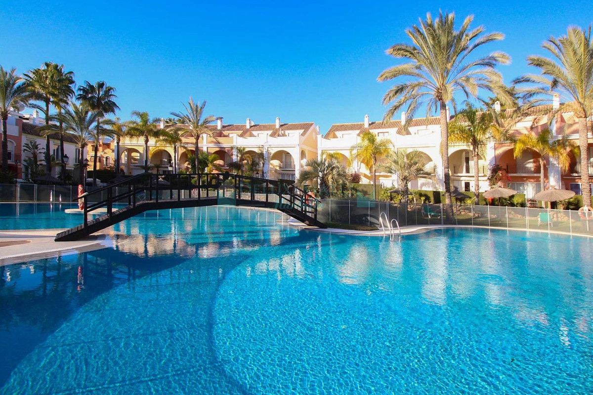 Town House for sale in Bahia de Marbella, Marbella East
