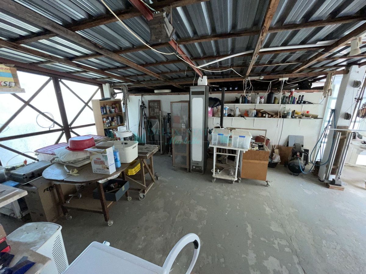 Villa en venta en Estepona