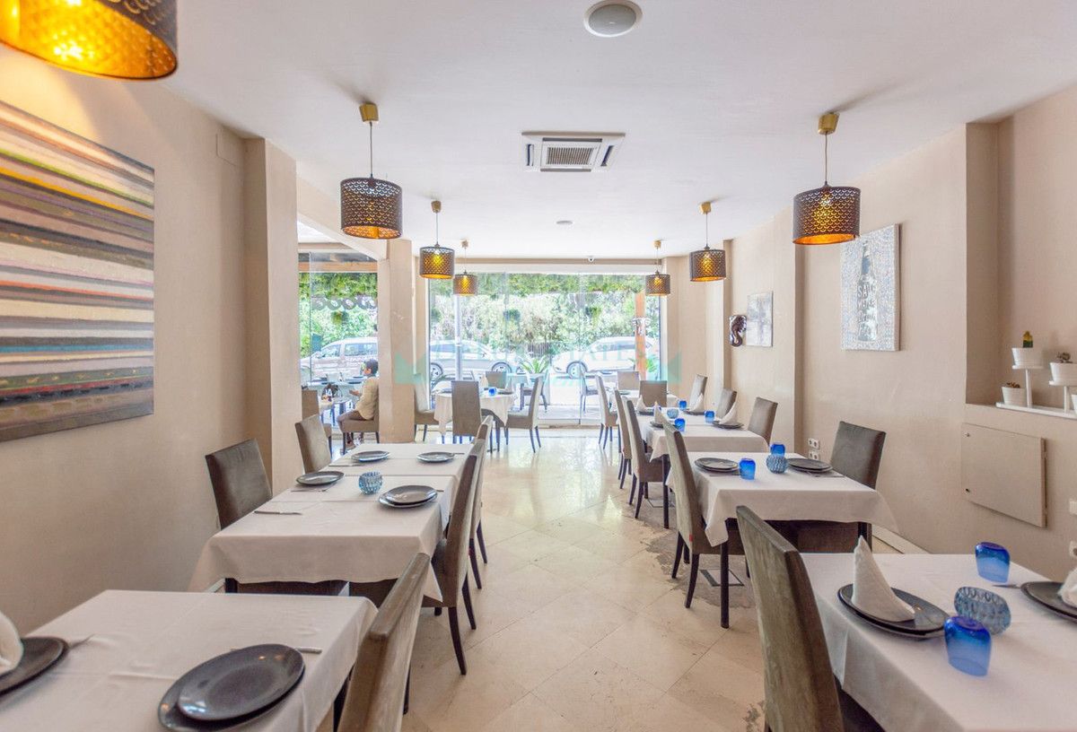 Restaurant for sale in Nueva Andalucia