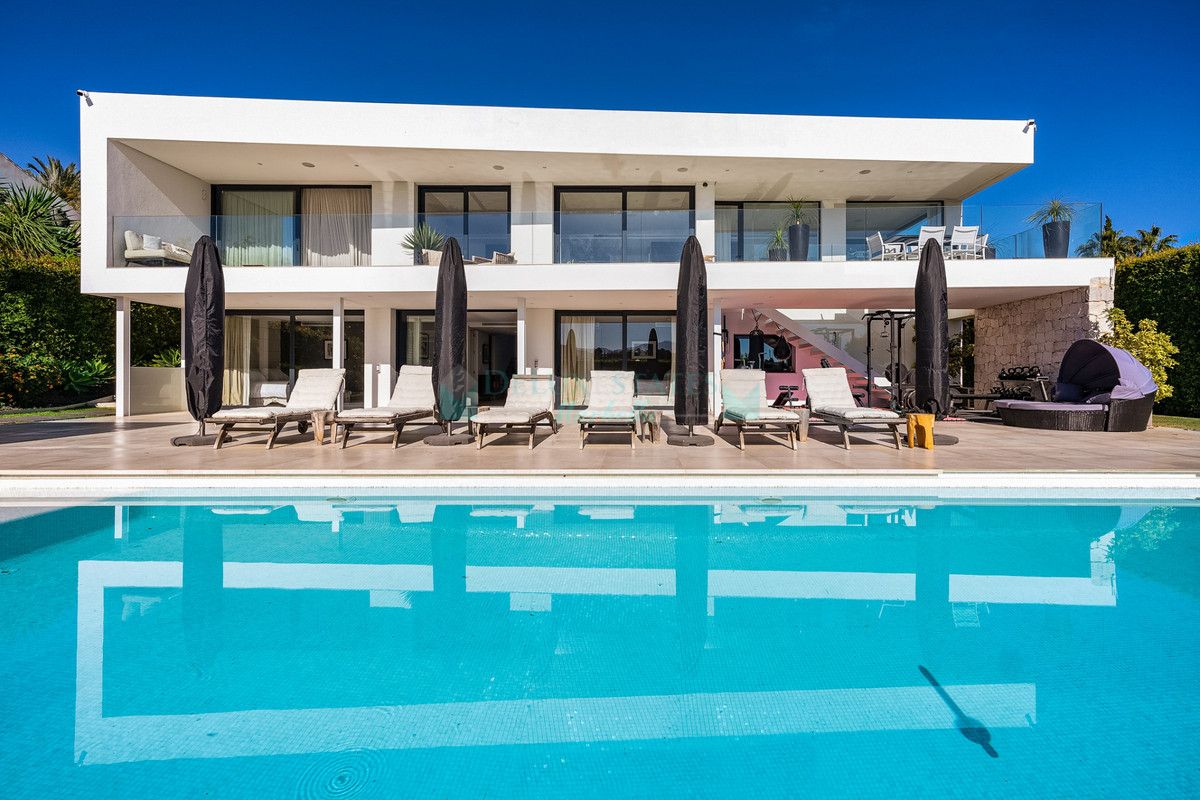 Villa for rent in Nueva Andalucia