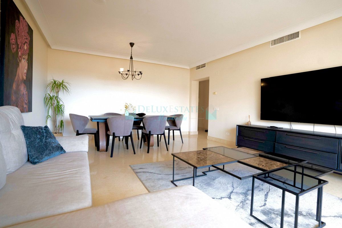 Apartment for rent in Benahavis