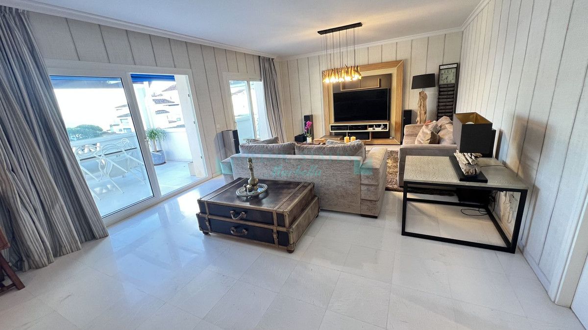 Penthouse for rent in Marbella - Puerto Banus