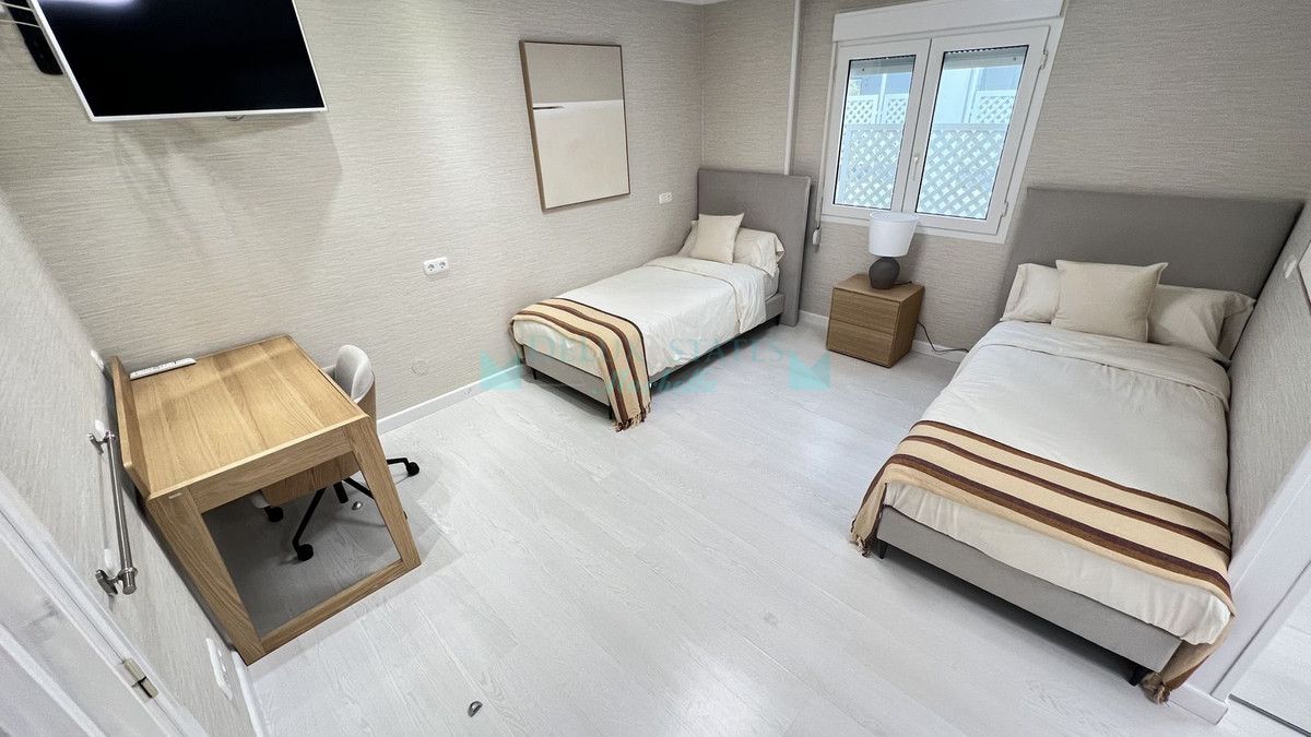 Penthouse for rent in Marbella - Puerto Banus