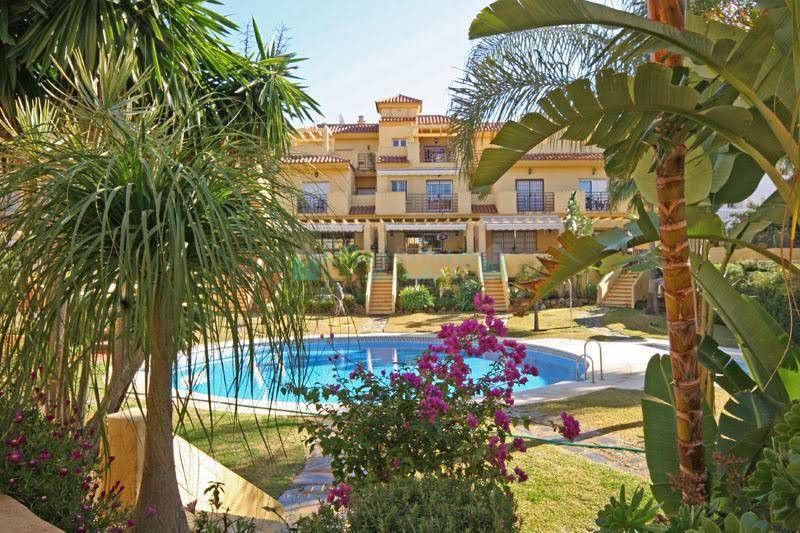 Town House for sale in New Golden Mile, Estepona