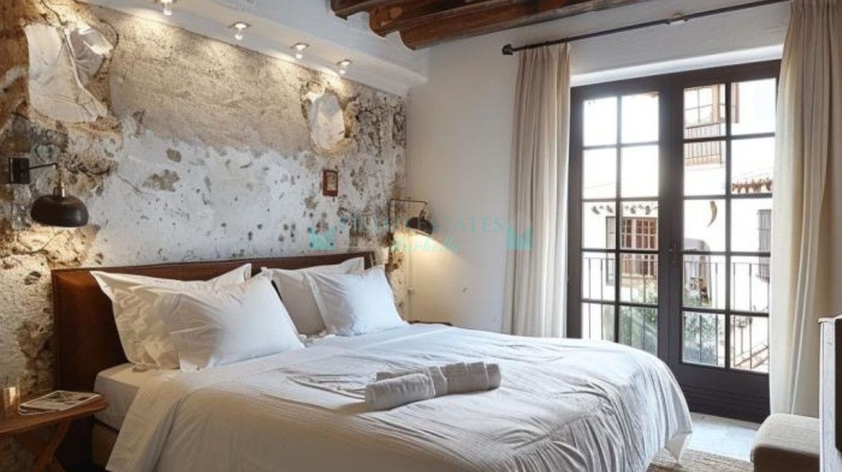 Villa Pareada en venta en Marbella