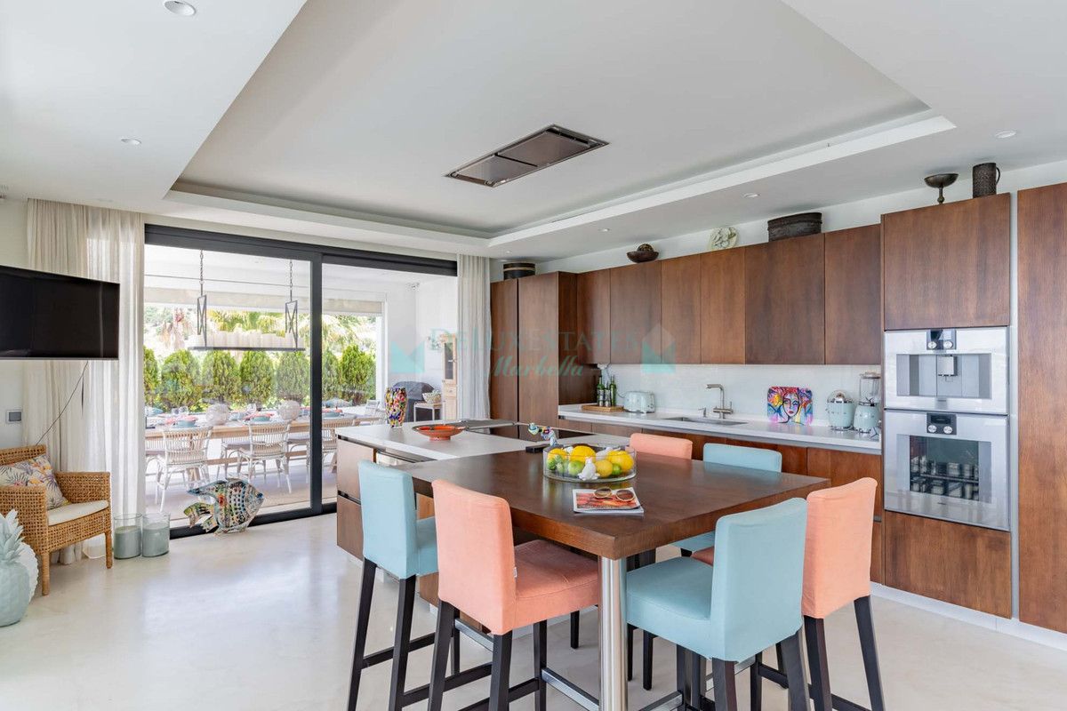 Villa en alquiler en Nueva Andalucia