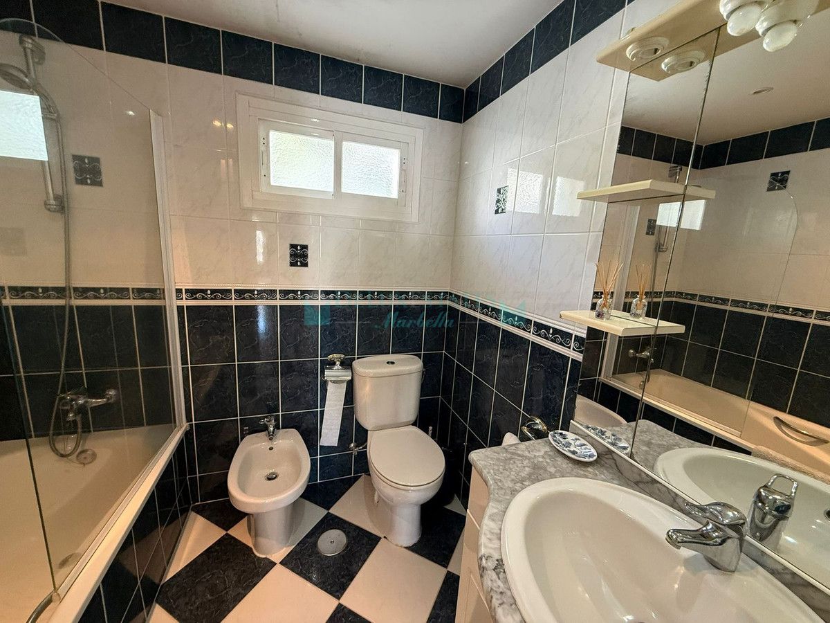 Apartment for sale in La Reserva de Marbella, Marbella East