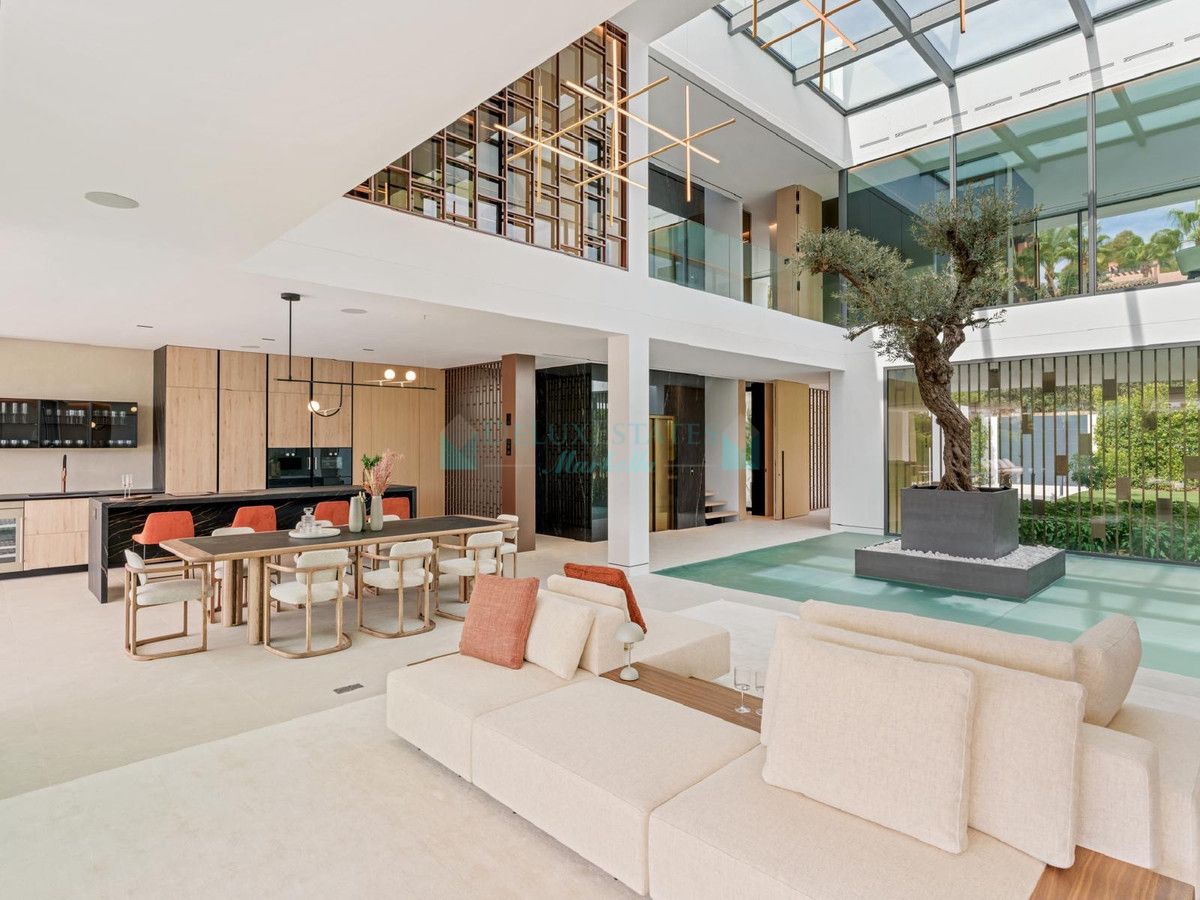 Villa en venta en Marbella Golden Mile