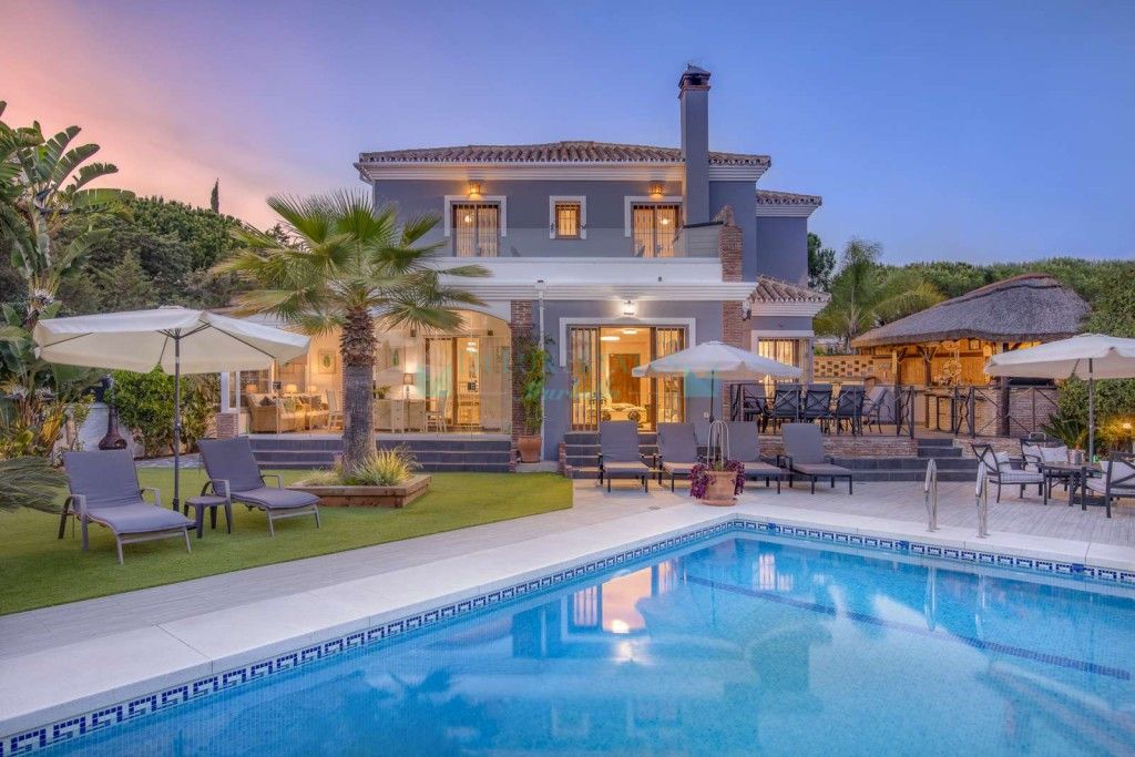 Villa for sale in Marbesa, Marbella East