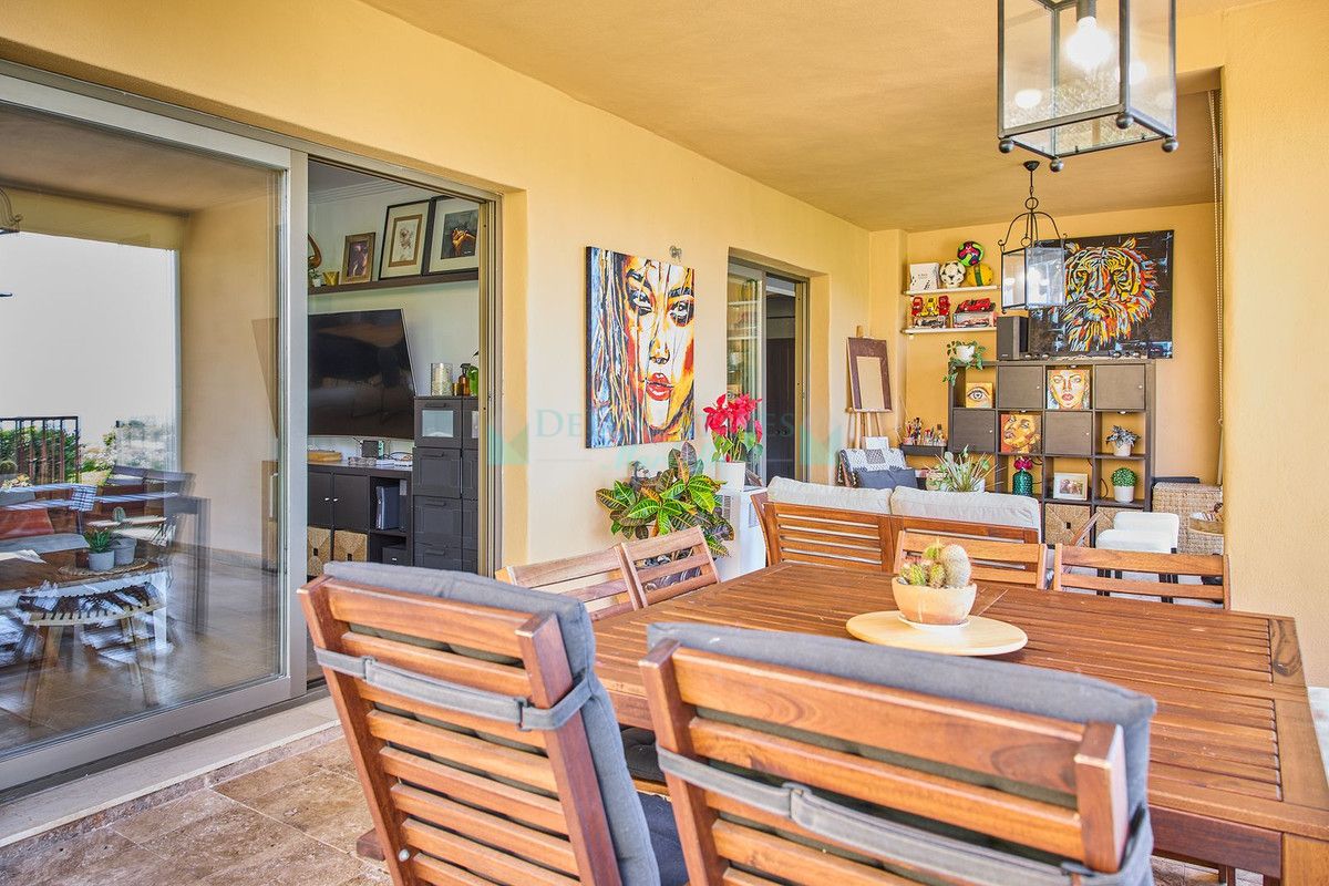 Ground Floor Apartment for sale in Benahavis