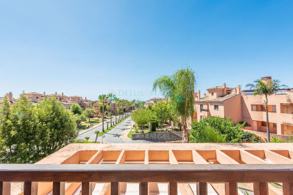 Penthouse for sale in Hacienda del Sol, Estepona