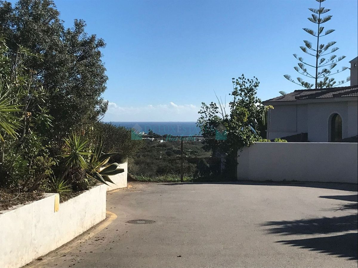 Parcela Residencial en venta en El Padron, Estepona